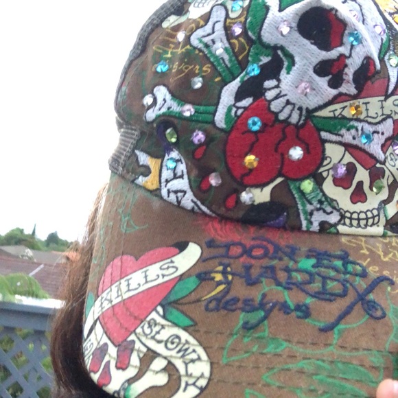 Ed Hardy Accessories - Love dies slowly Ed hardy hat
